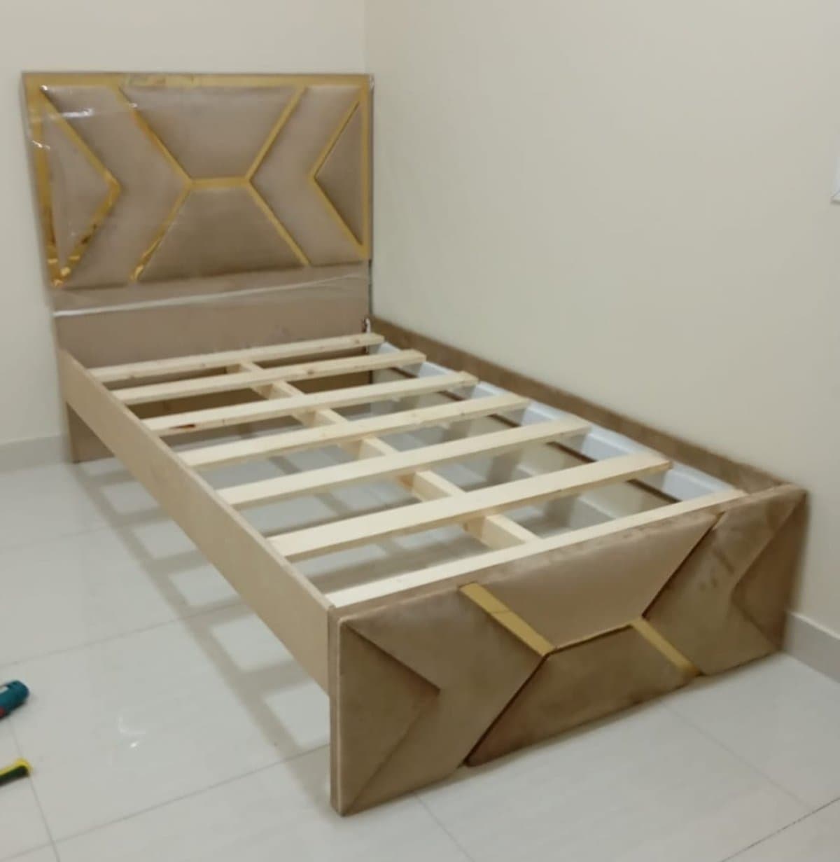 Bed — 4