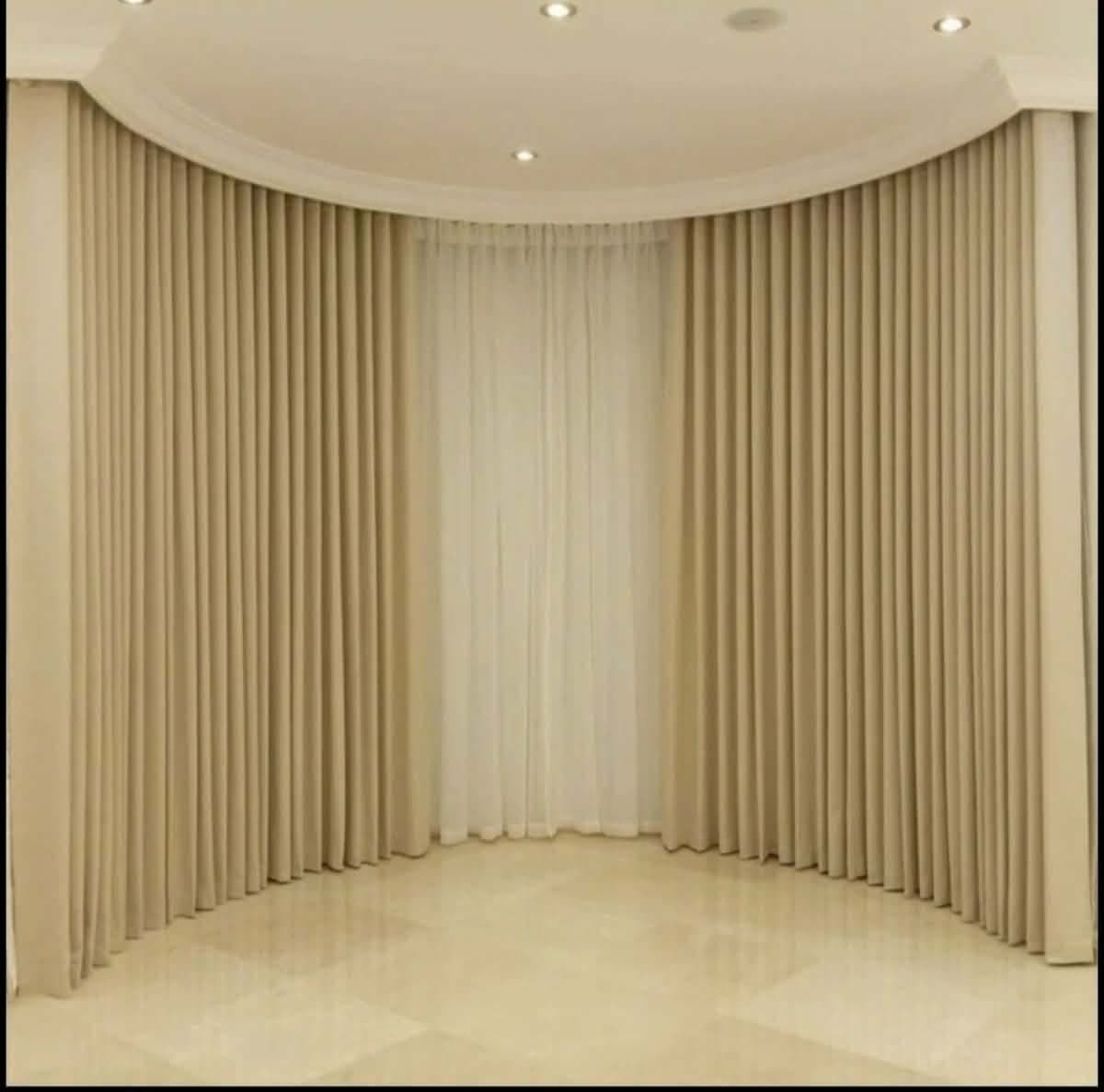 Curtain — 4