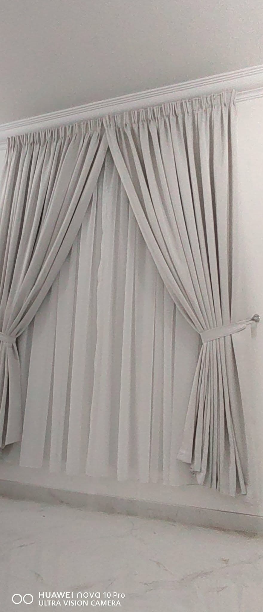 Curtain — 8