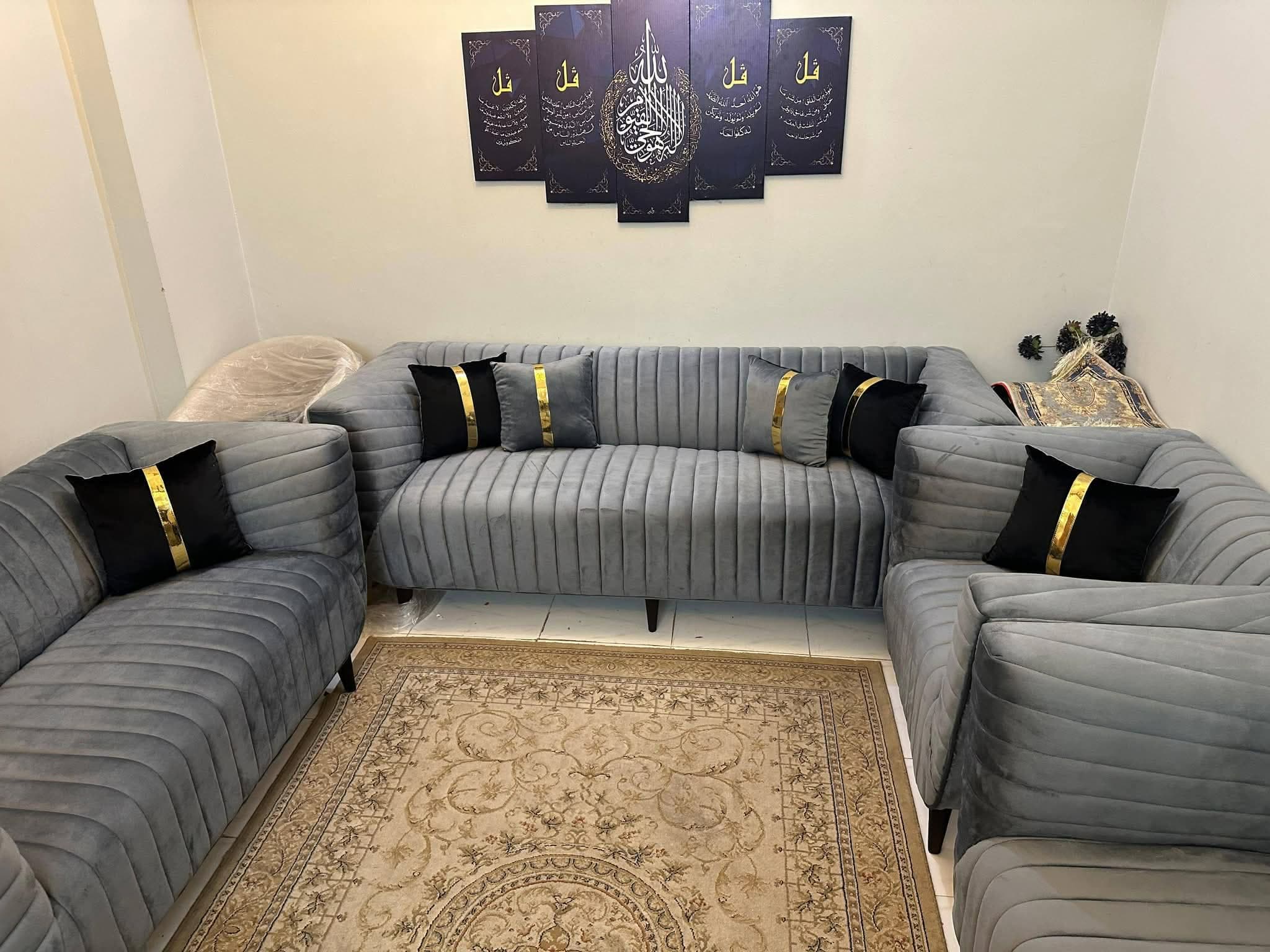 Sofa — 28