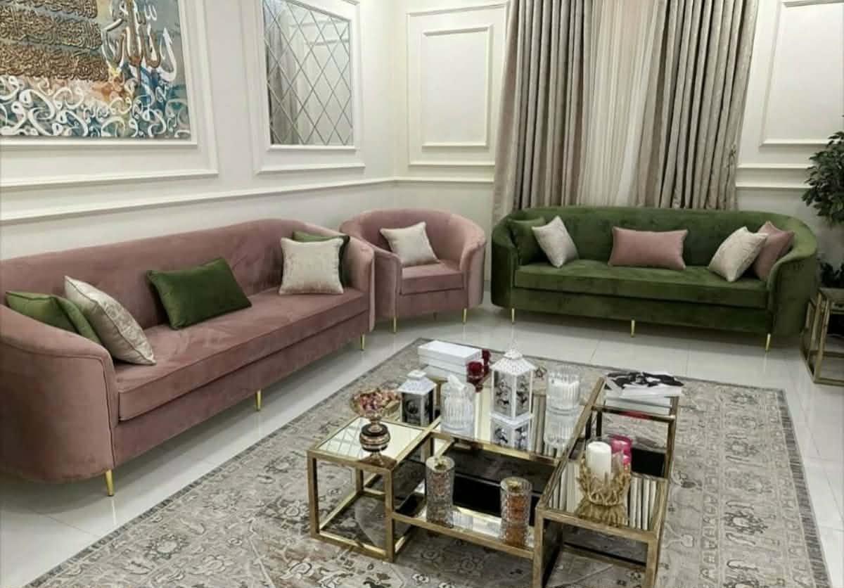 Sofa — 44
