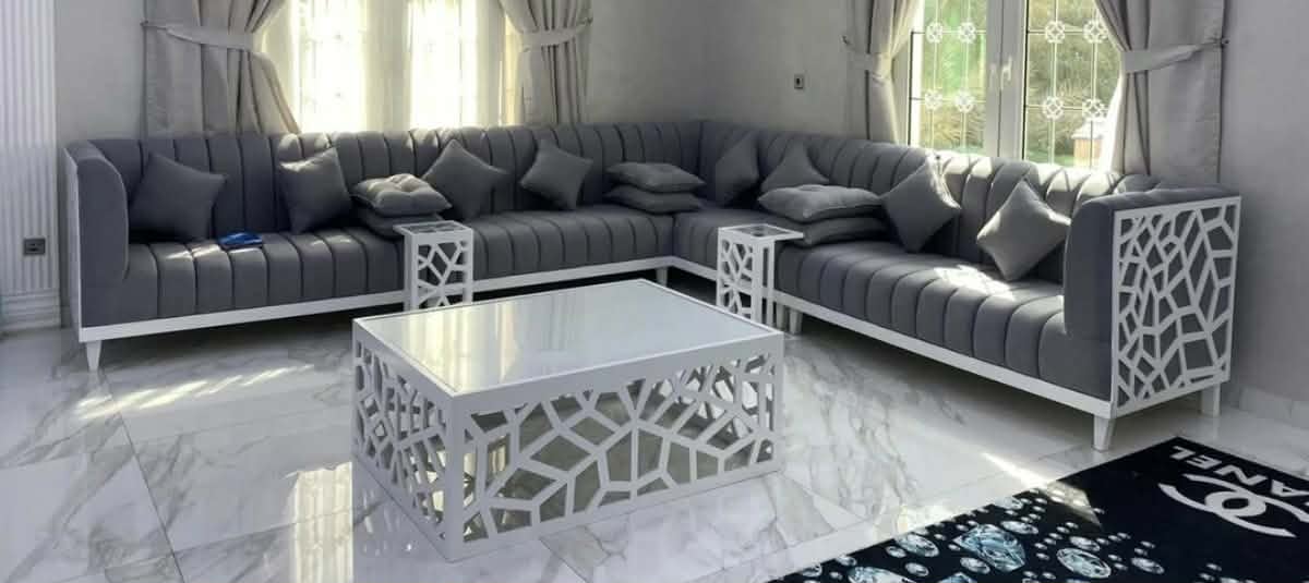 Sofa — 58