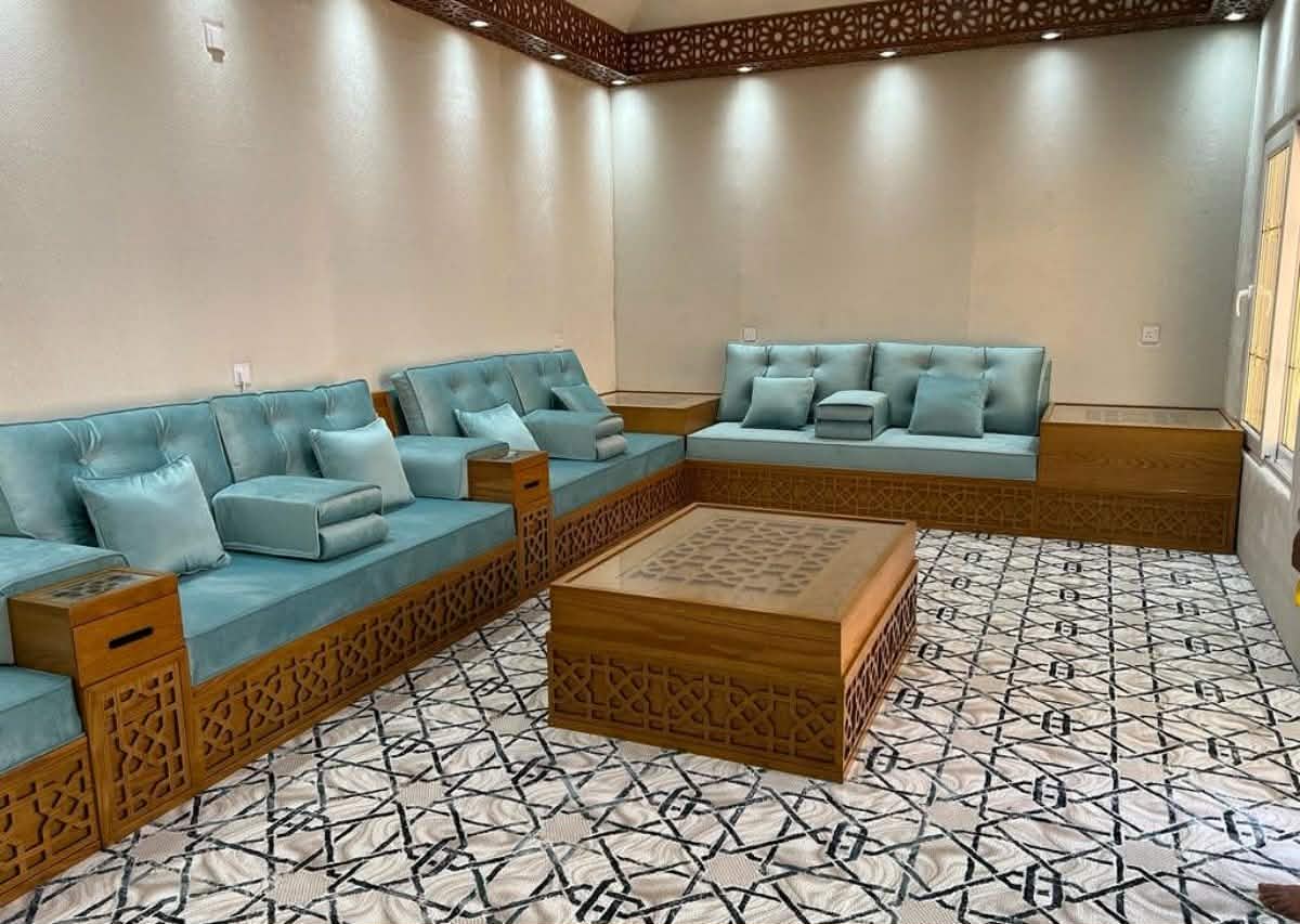 Sofa — 59