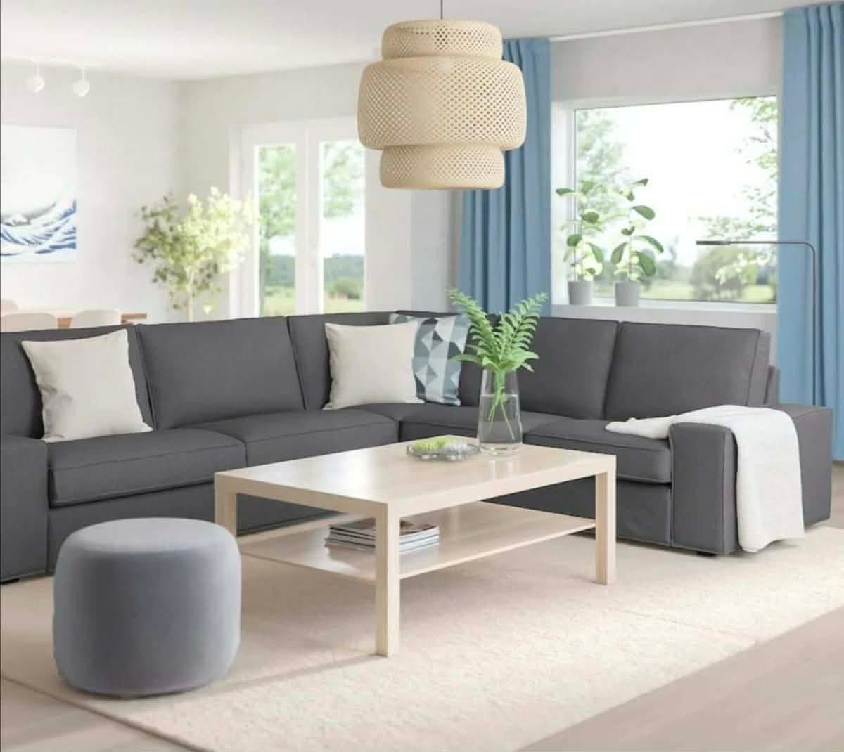 Sofa — 61
