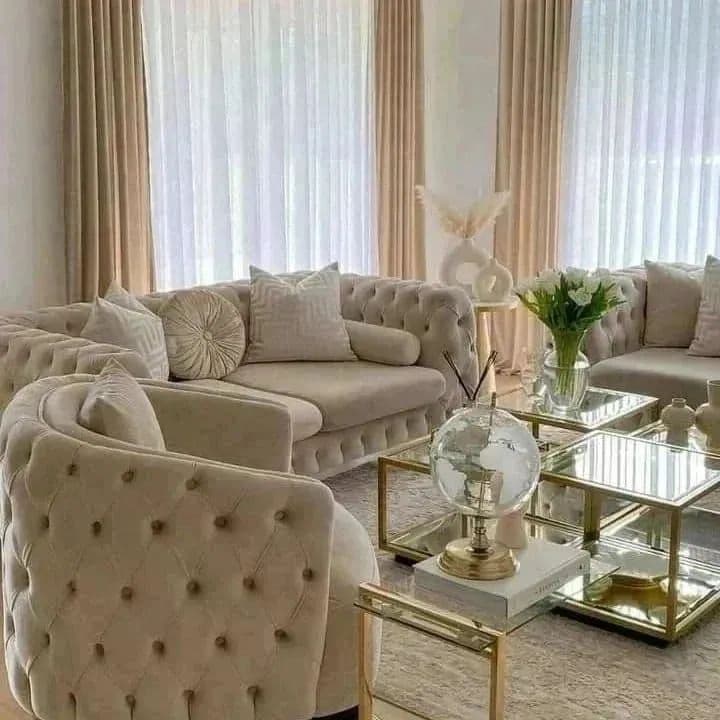 Sofa — 67
