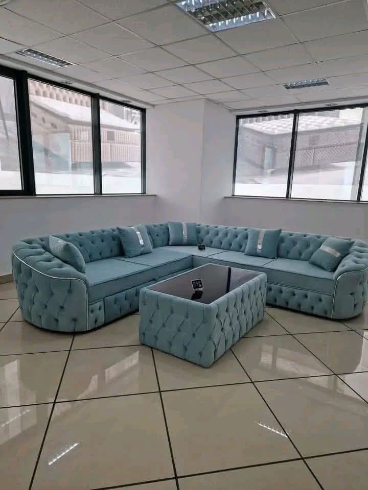 Sofa — 68