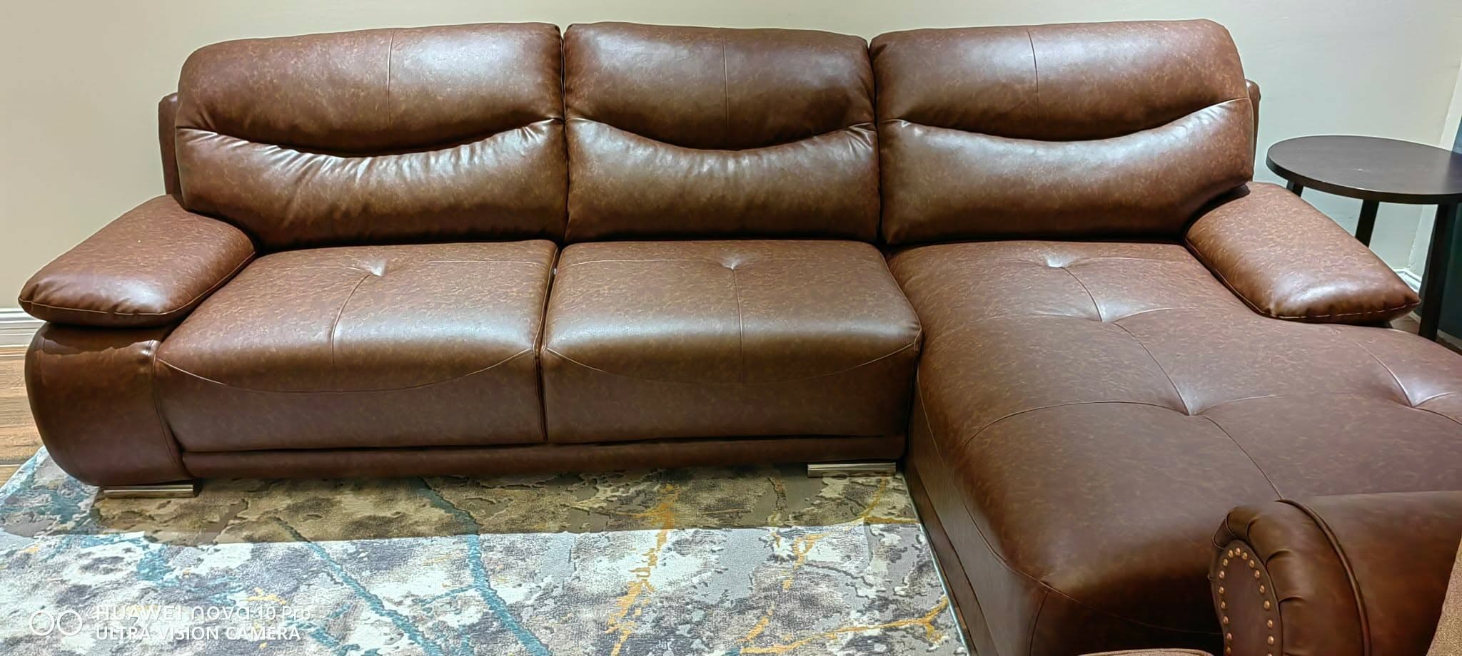 Sofa — 82