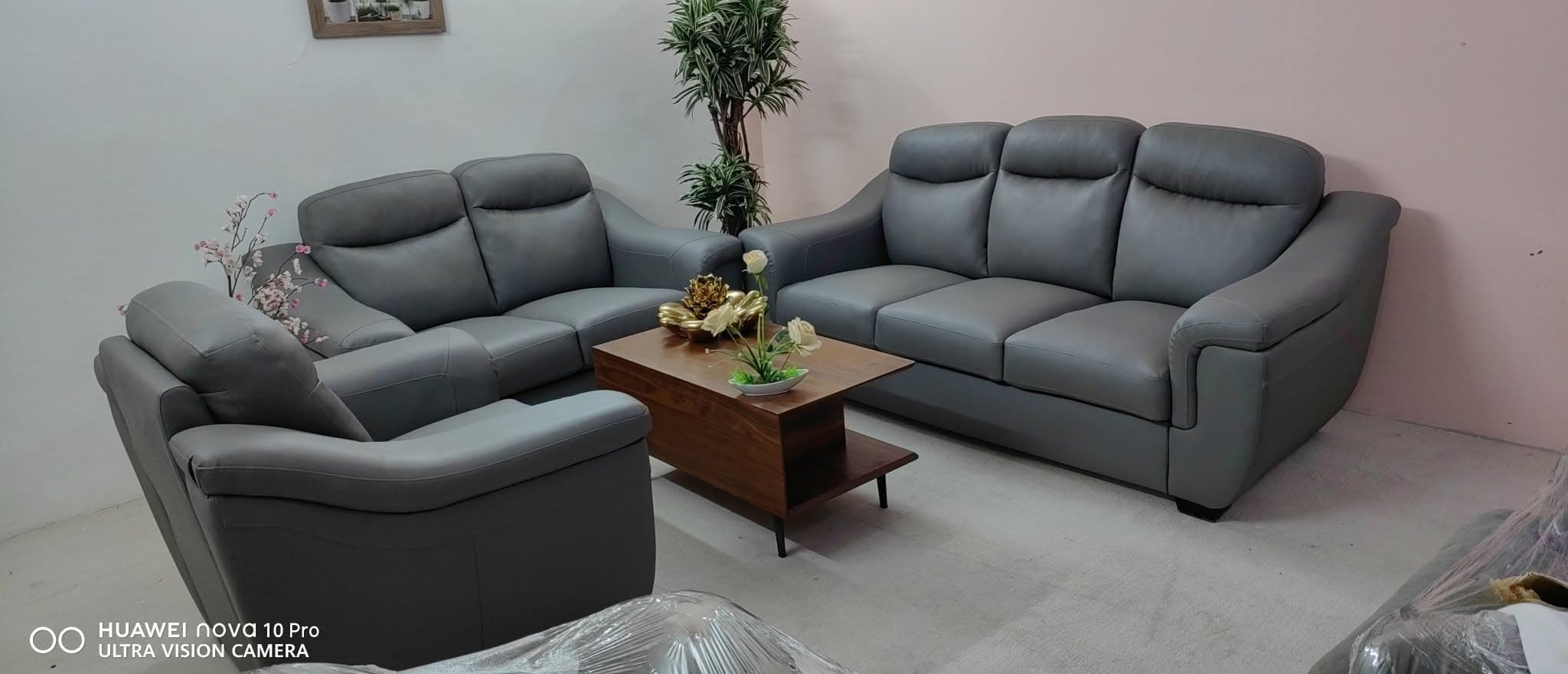 Sofa — 94