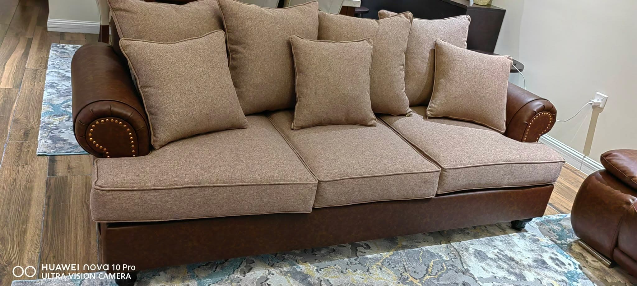 Sofa — 97