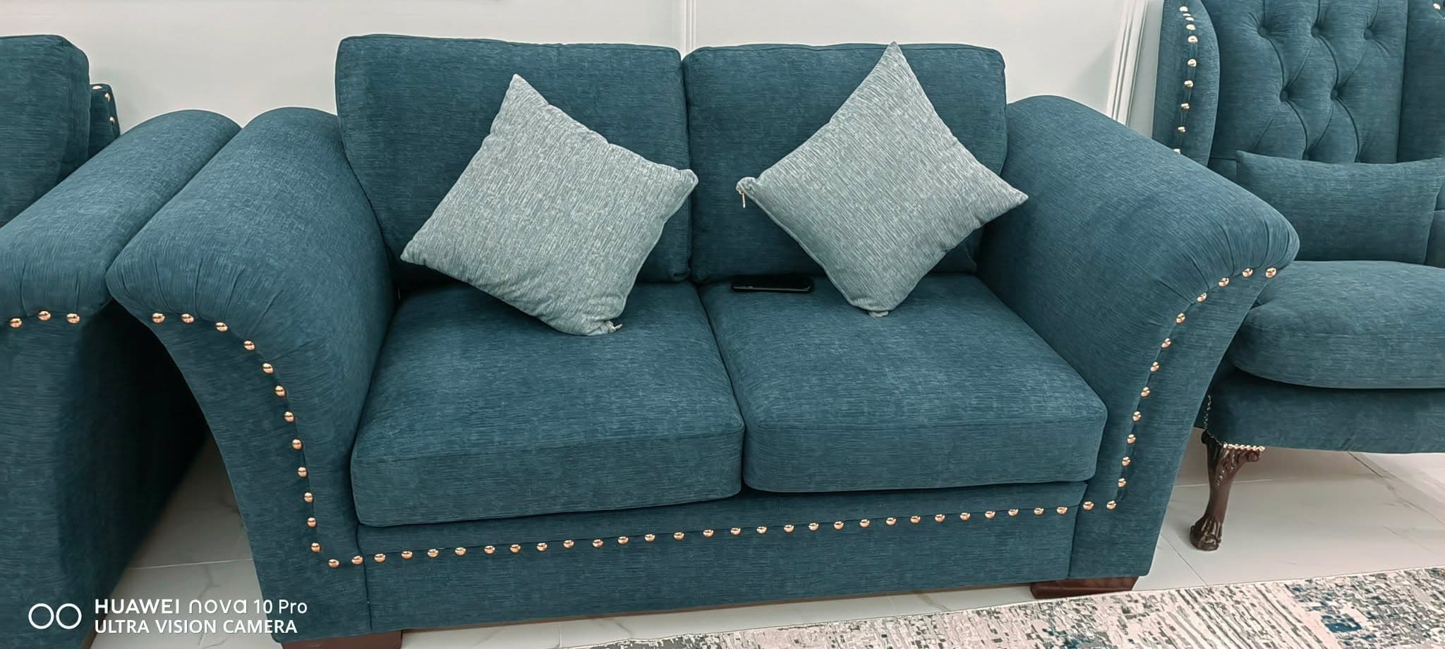 Sofa — 109