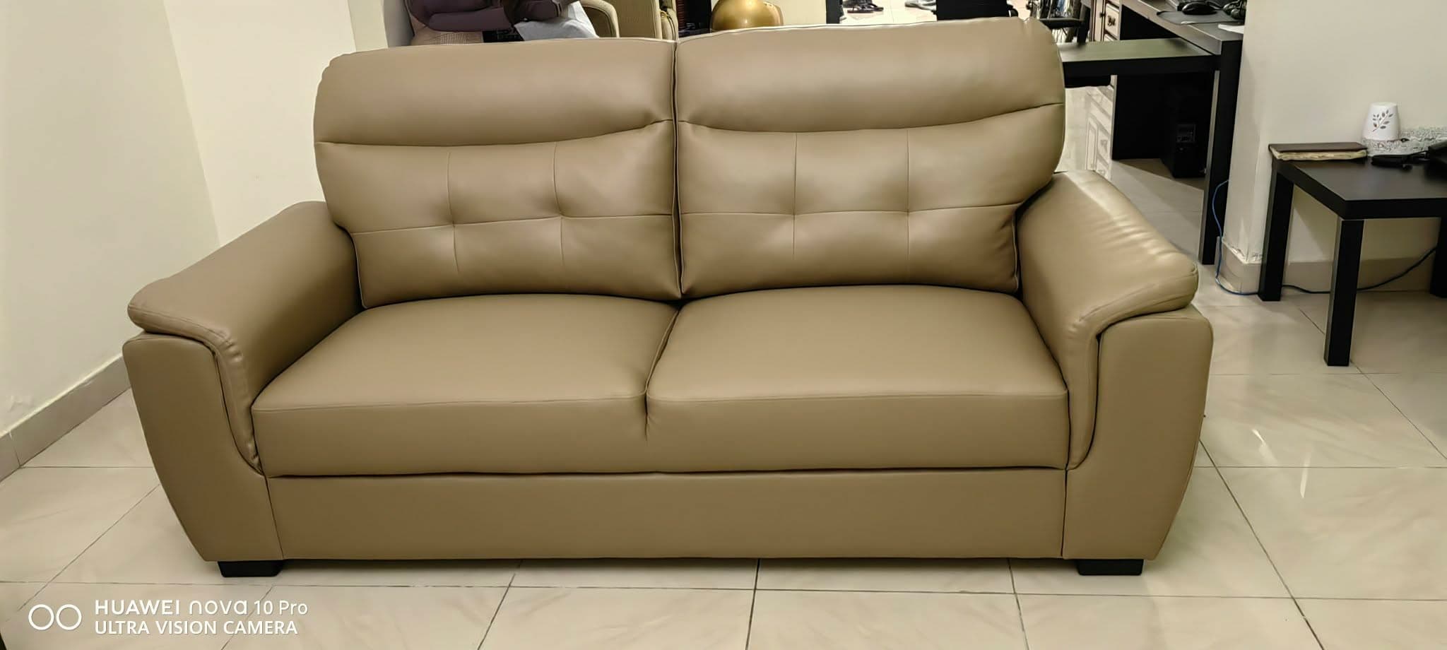 Sofa — 110