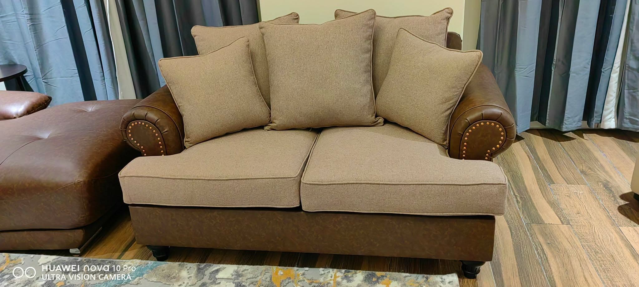 Sofa — 123