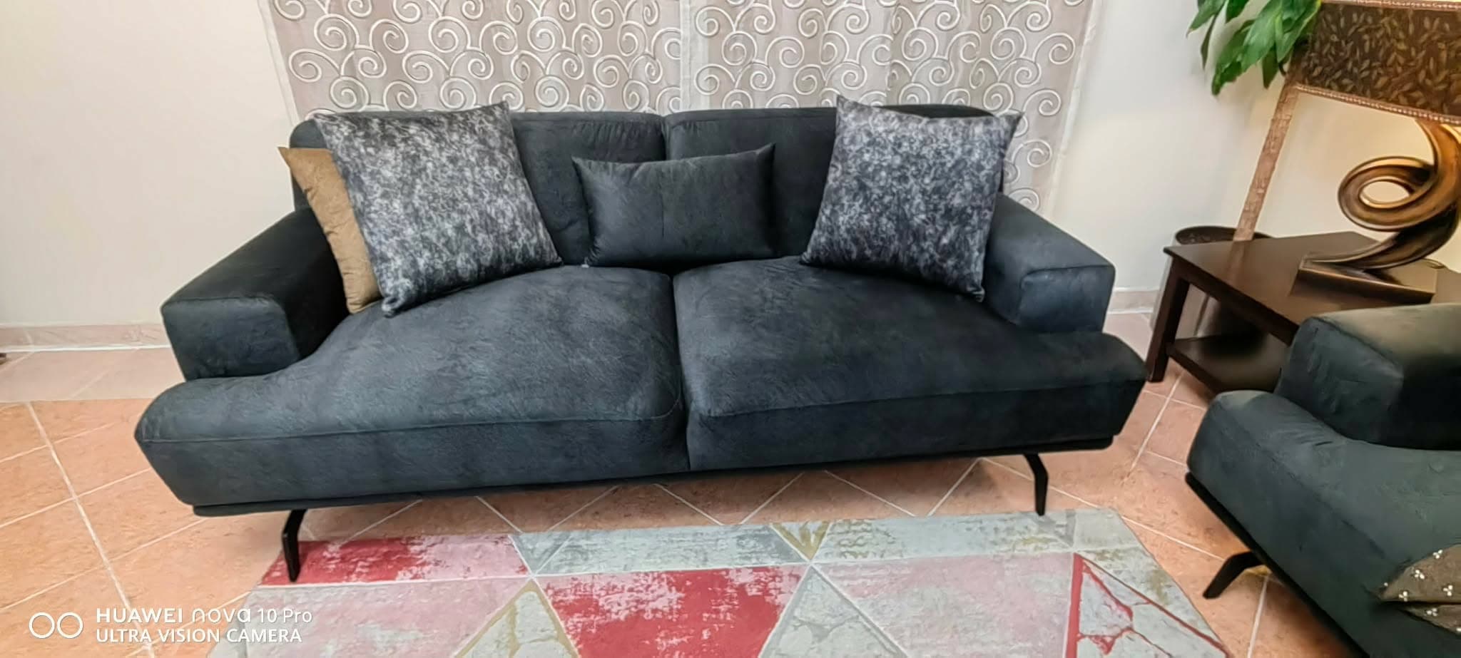 Sofa — 129